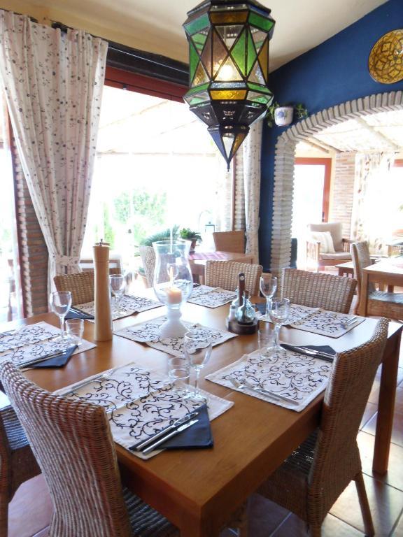 Bed & Breakfast | Guest House Casa Don Carlos Альхаурин-эль-Гранде Экстерьер фото